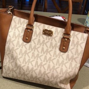 Michael Kors purse